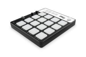 241273 IK Multimedia iRig Pads - Perspektive