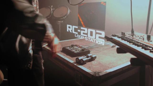 BOSS RC-202 Loop Station featuring Youngr